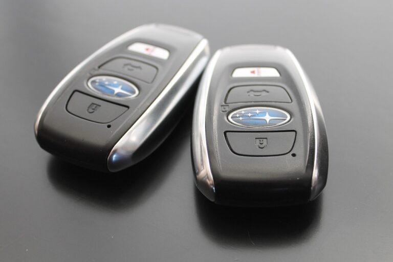 car, key, key ring-3258543.jpg